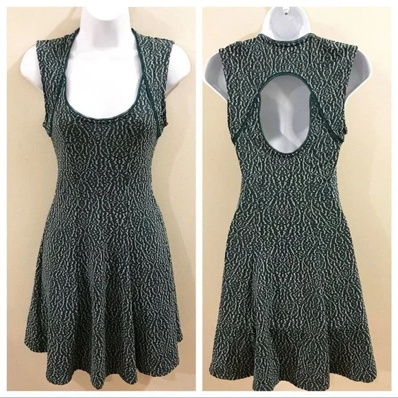 silence and noise green dress In The Quiet Shade Midi Dress, Green – Chic Soul